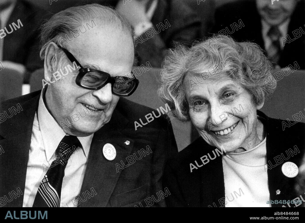 Aina Erlander med maken Tage Erlander. Erlander Aina fil mag hustru till Tage Erlander. Erlander Tage politiker (s) statsminister Situation 1980. (c) Kent Hult / Sydsvenskan / IBL.