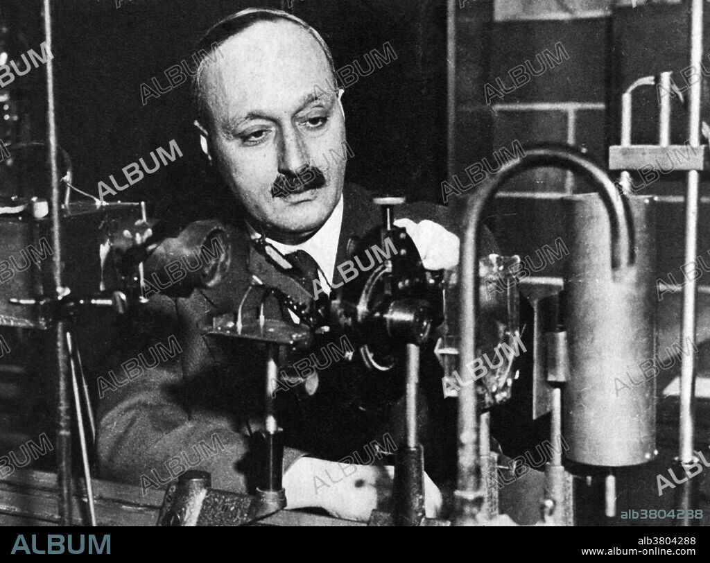 James Franck (1882-1964), a German-born physicist and Nobel laureate, famous for his important confirmation of the Bohr model of the atom.