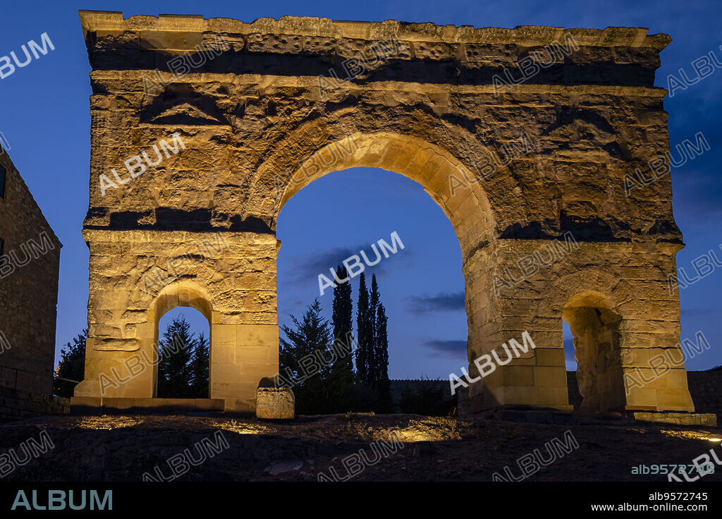 arco de triunfo romano, siglo I a. C., Medinaceli, Soria, comunidad autónoma de Castilla y León, Spain, Europe.