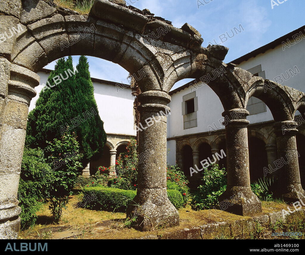 Monastery of Santa María de Ferreira de Pallares. Founded in 909 by Count Ero Fernández and his wife Elvira. Renaissance style cloister. Council of Guntín (Concello de Guntín), region of Lugo, province of Lugo, Galicia, Spain.