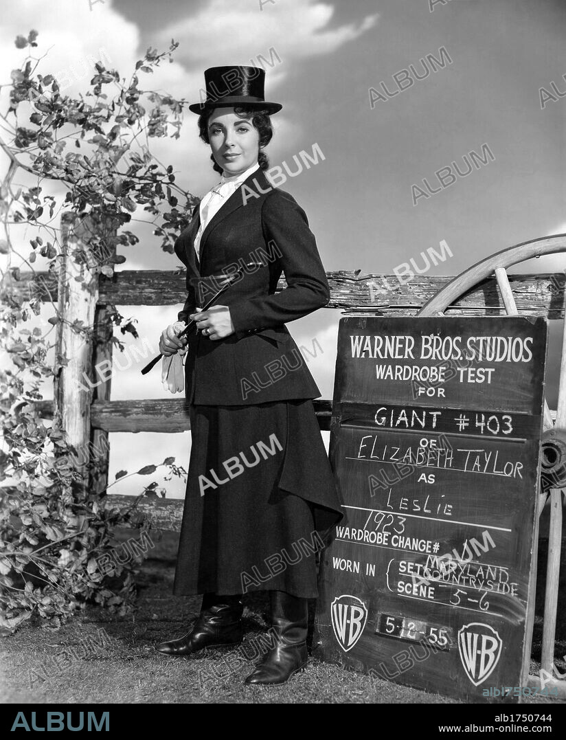 ELIZABETH TAYLOR in GIANT, 1956, directed by GEORGE STEVENS. Copyright WARNER BROTHERS.