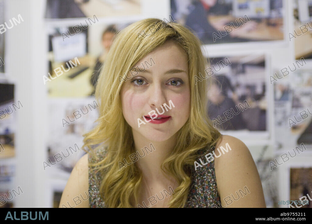 Madrid 02-18-2014 The singer Lourdes Hernandez Gonzalez, known as Russian Red, visits the Abc.es chat. Photo: Juan Piedra Archdc.
