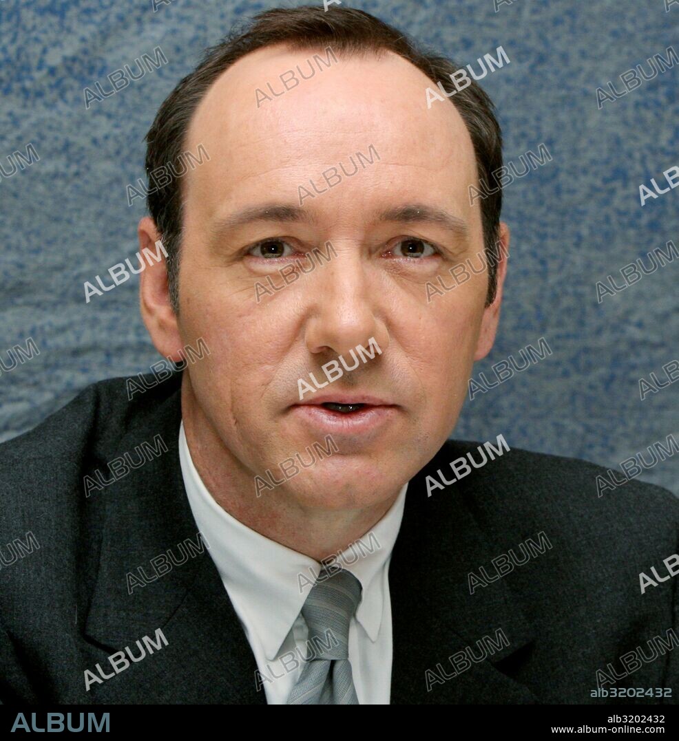 KEVIN SPACEY. November 10, 2004 - Hollywood, California, U.S. - Kevin Spacey promoting ''Beyond the Sea'', the biopic on singer Bobby Darin. He directs and stars in the movie. Photographed in Hollywood, CA. November 10, 2004. 10/11/2004
