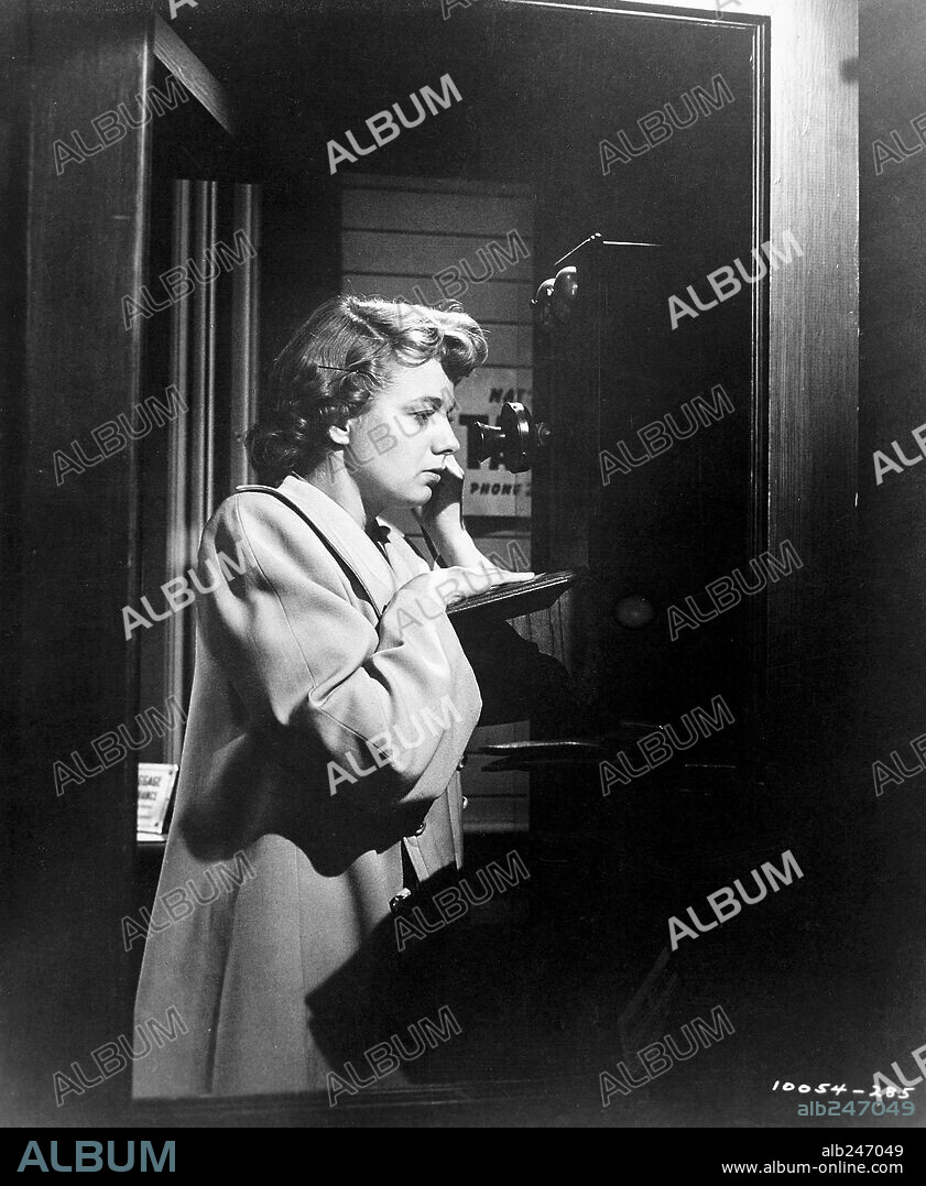 SHIRLEY SCHRIFT. SHELLEY WINTERS in A PLACE IN THE SUN, 1951, directed by GEORGE STEVENS. Copyright PARAMOUNT PICTURES.