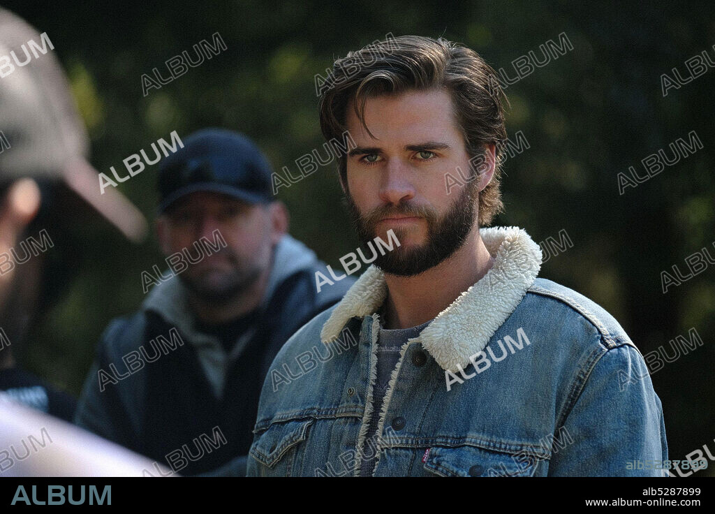 LIAM HEMSWORTH en ARKANSAS, 2020, dirigida por CLARK DUKE. Copyright STORYBOARD MEDIA.