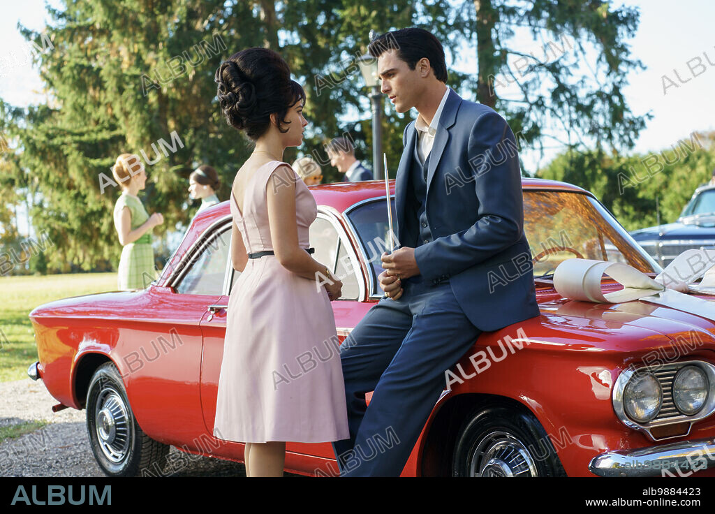 JACOB ELORDI, Elvis Presley und CAILEE SPAENY. CAILEE SPAENY und JACOB ELORDI in PRISCILLA, 2023, unter der Regie von SOFIA COPPOLA. Copyright American Zoetrope The Apartment Fremantle.