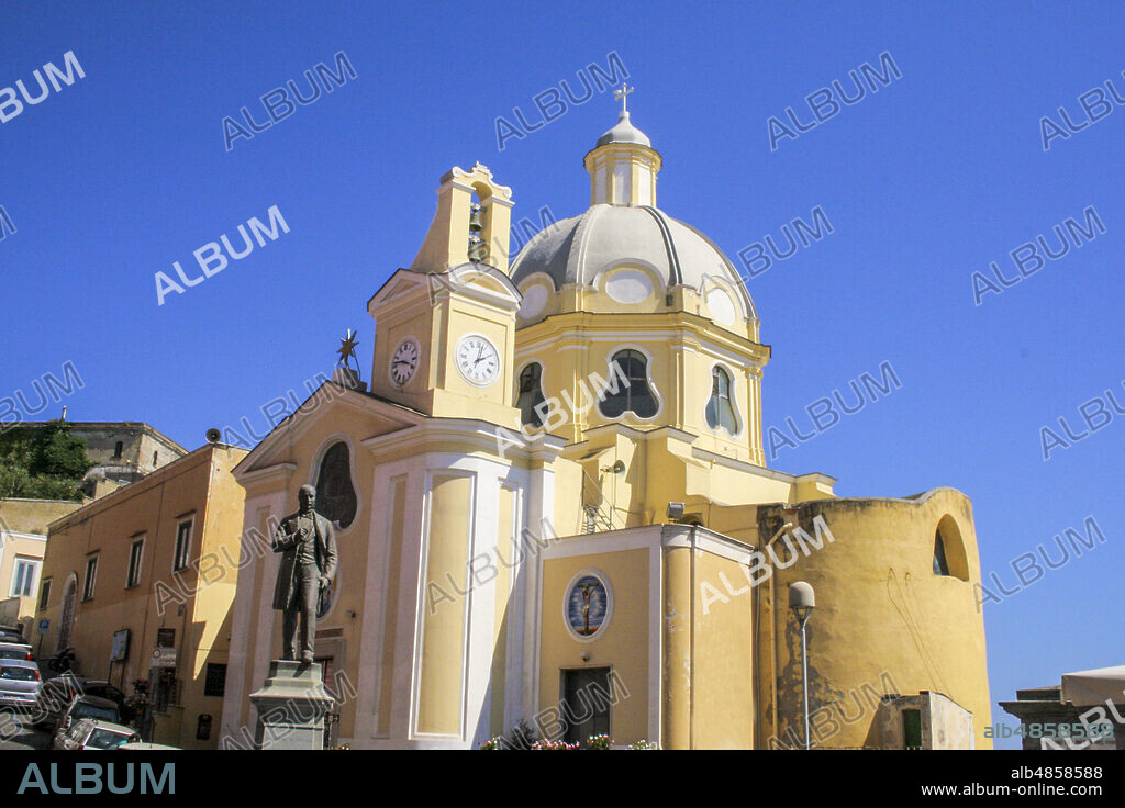 Procida, Province of Naples, Campania, Italy. Isle of Procida. The Church of the Madonna delle Grazie Incoronata, overlooking the Corricella, was built in 1679, built in Baroque style with a Greek cross plan. Marian shrine since the summer of 1924.