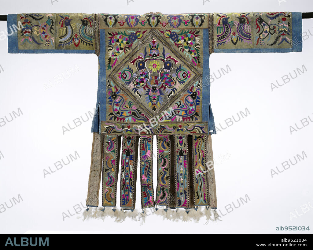 Hundred Bird Jacket, 30 x 69 1/2 in. (76.2 x 176.53 cm) (without fringe), Silk, cotton, feathers, beads, China.