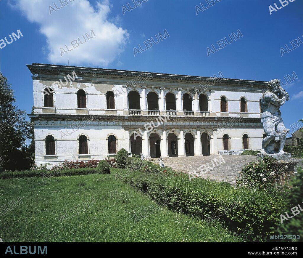 Facade of Villa Garzoni, by Jacopo Sansovino (1486-1570), Pontecasale, Candiana, Veneto. Italy, 16th century.