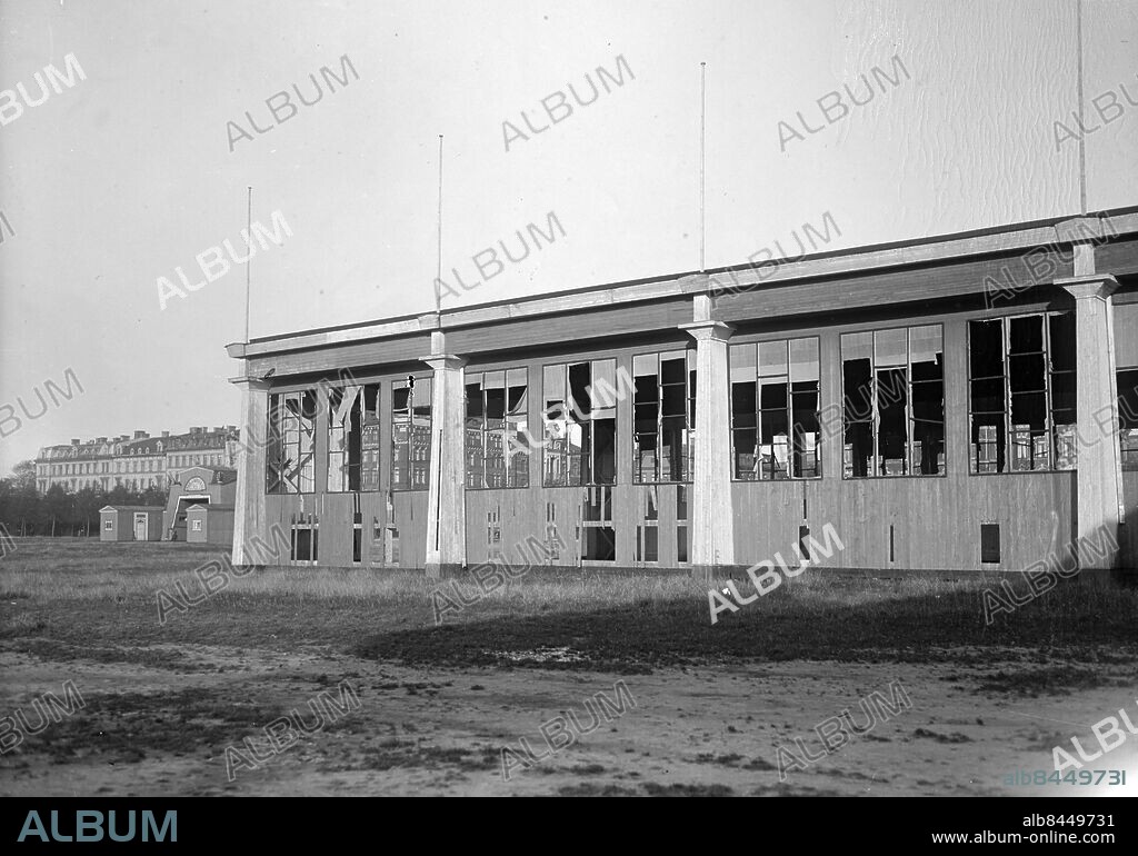 GÖTEBORG 1924-10-25.. Lantbrukshallen på Heden - en rest från Lantbruksutställningen 1923. *** Local Caption *** GT - Låda 1924-09 Foto: Kamerareportage / TT / Kod: 2524.