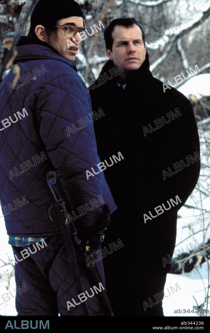 BILL PAXTON and BILLY BOB THORNTON in A SIMPLE PLAN, 1998, directed by SAM RAIMI.