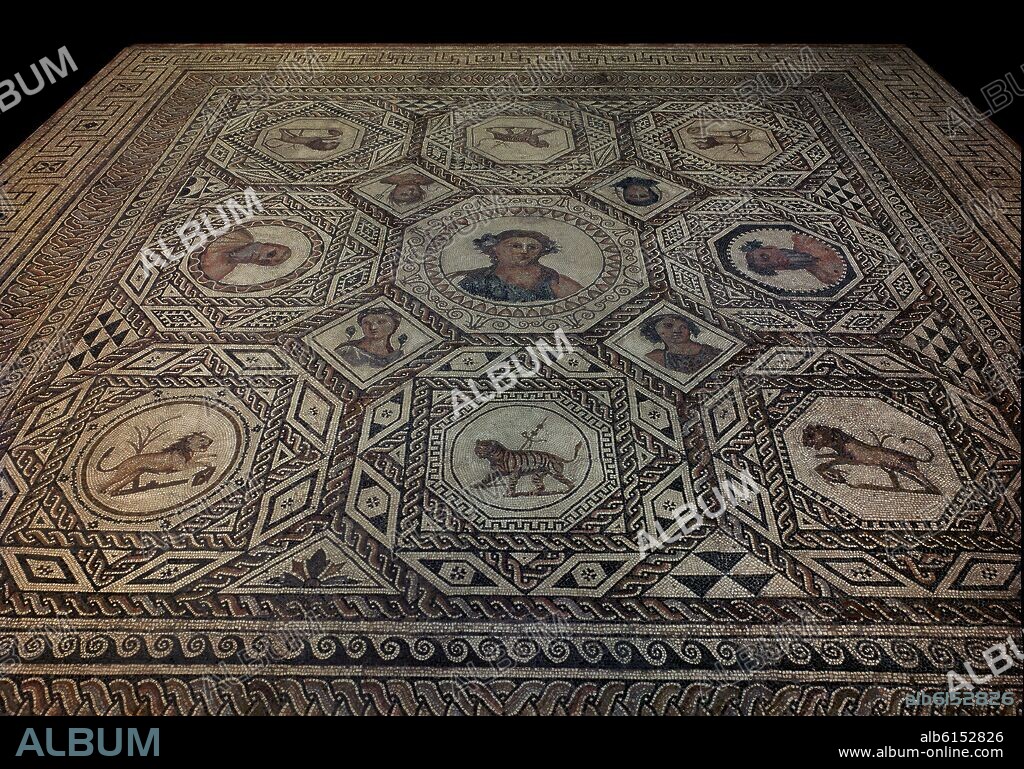 MOSAICO DE LAS CUATRO ESTACIONES - SIGLO II - ARTE ROMANO.