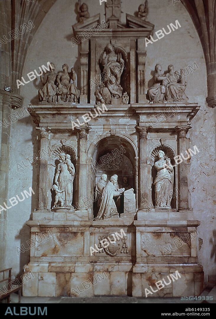 POMPEO LEONI (1533-1608). SEPULCRO DEL INQUISIDOR FERNANDO VALDES DE SALAS - MÁRMOLES DE ALEAS 1576/82.