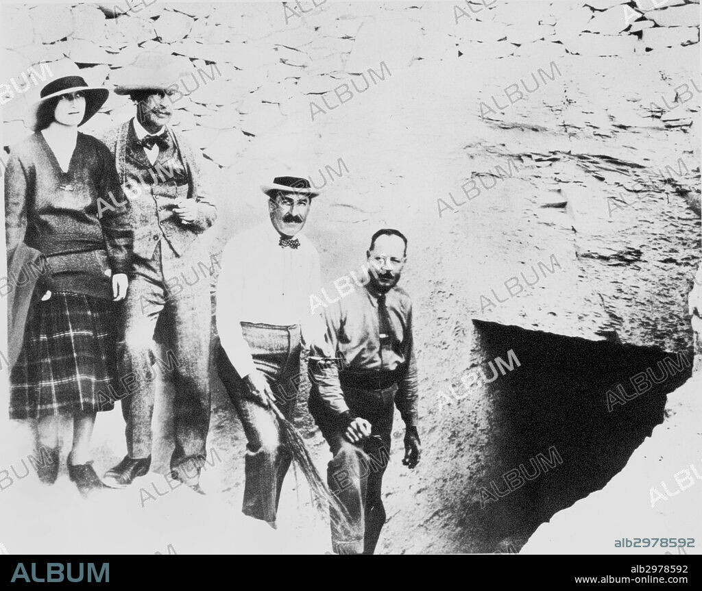 HOWARD CARTER (1873-1939).English archaeologist. Lady Evelyn Herbert, her father Lord Carnarvon, Howard Carter and A.R. Callender at the entrance to the tomb of King Tutankhamen in the Valley of the Kings, Egypt, 1922. Photographed by Harry Burton.