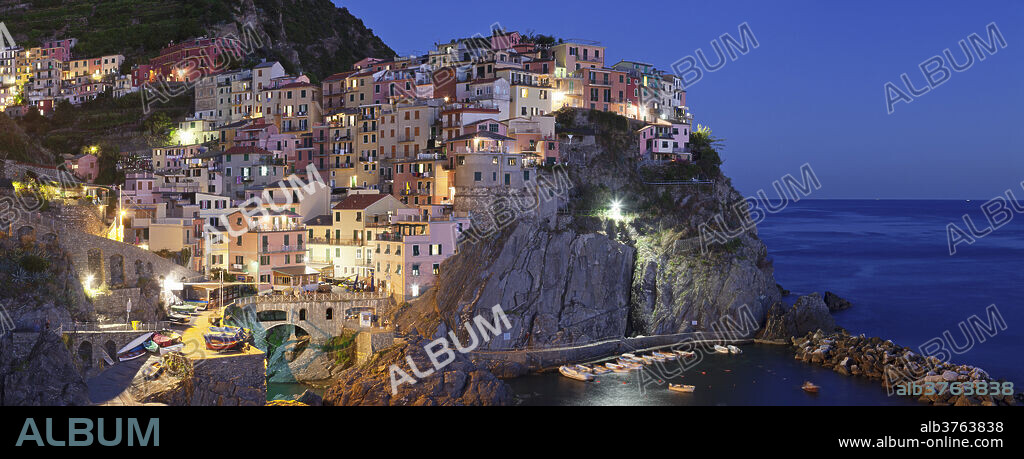 Manarola, Cinque Terre, UNESCO World Heritage Site, Rivera di Levante, Provinz La Spezia, Liguria, Italy, Europe.