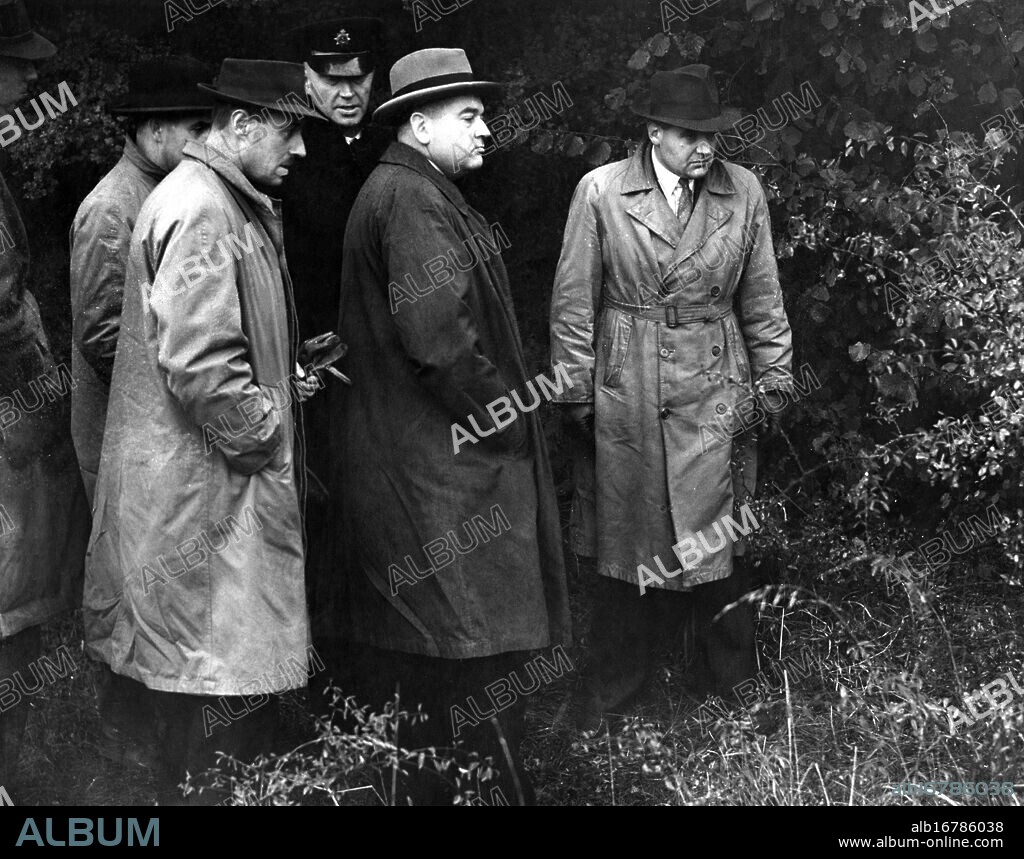 Supt F Smeed investigates the scene of the Wrotham murder in 1946. ©TopFoto.