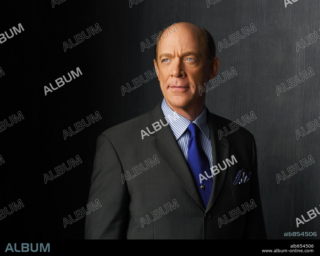 J. K SIMMONS dans CLOSER, THE-TV, 2005. Copyright WARNER BROS. PICTURES / ECCLES, ANDREW.