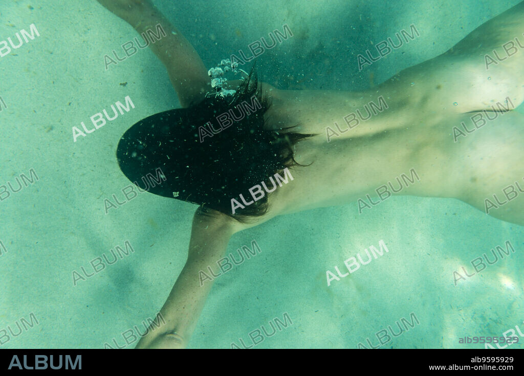 naked woman underwater, Cala Torta, Artá, Mallorca, balearic islands, spain, europe.