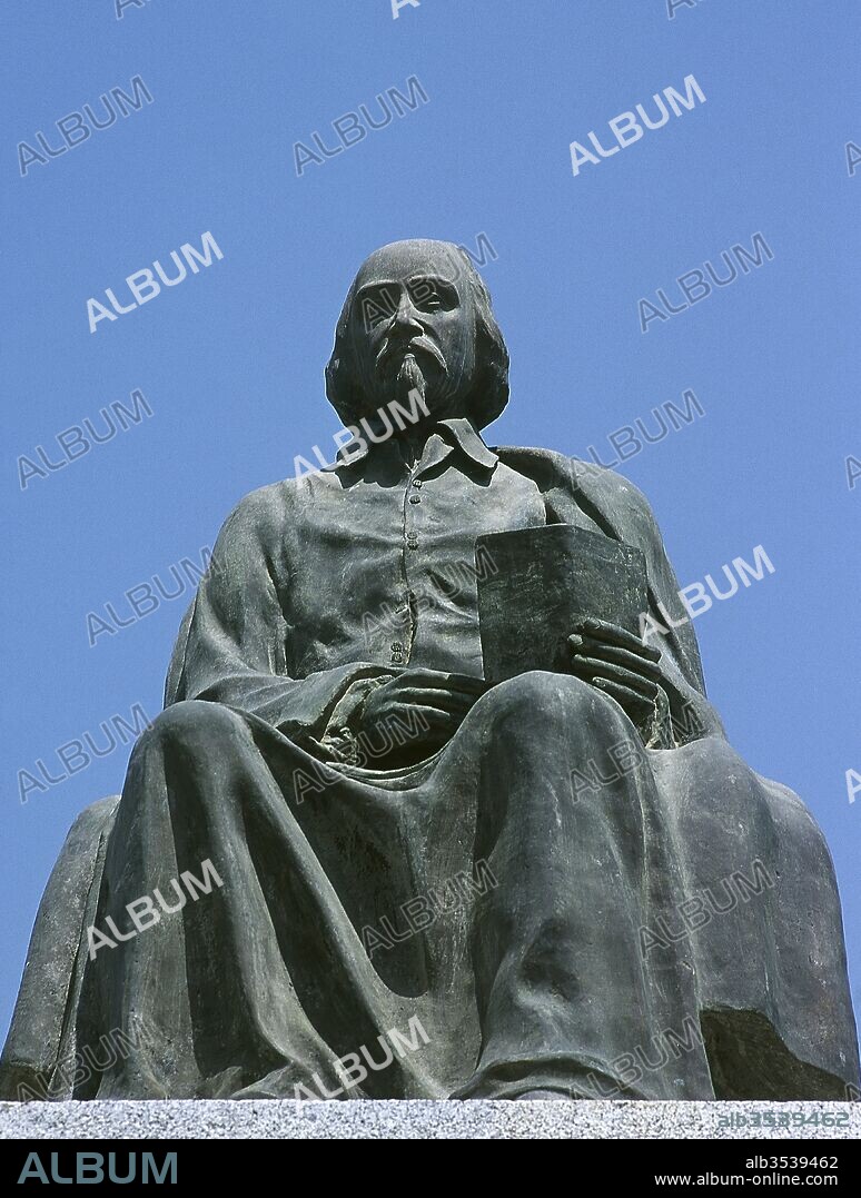 Pedro Calderon de la Barca (Madrid, 1600-1681). Spanish writer. Statue by Ricardo Garcia Lozano (b. 1946). Bronze. Zalamea de la Serena, province of Badajoz, Extremadura, Spain.