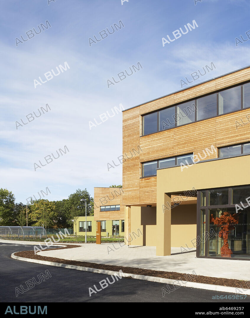 WAINGELS COLLEGE (2010) WAINGELS COLLEGE, SHEPPARD ROBSON, WOODLEY, 2010, EXTERIOR FROM ROAD.