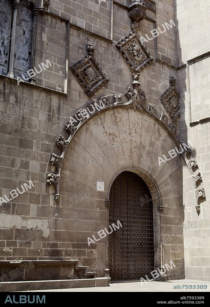 ARNAU BARGUES (?-1413). PORTADA ANTIGUA DEL AYUNTAMIENTO DE BARCELONA - SIGLO XV - GOTICO CATALAN - FOTO AÑOS 70.