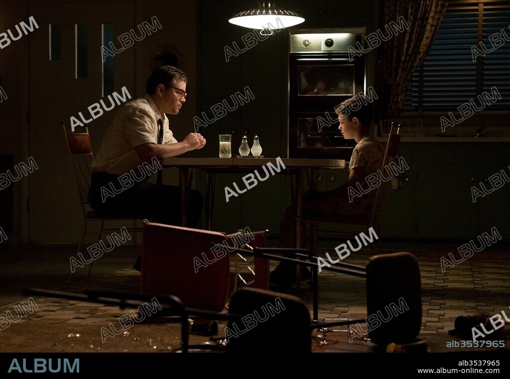 MATT DAMON and NOAH JUPE in SUBURBICON, 2017, directed by GEORGE CLOONEY. Copyright BLACK BEAR PICTURES / GAYLE, HILARY BRONWYN.