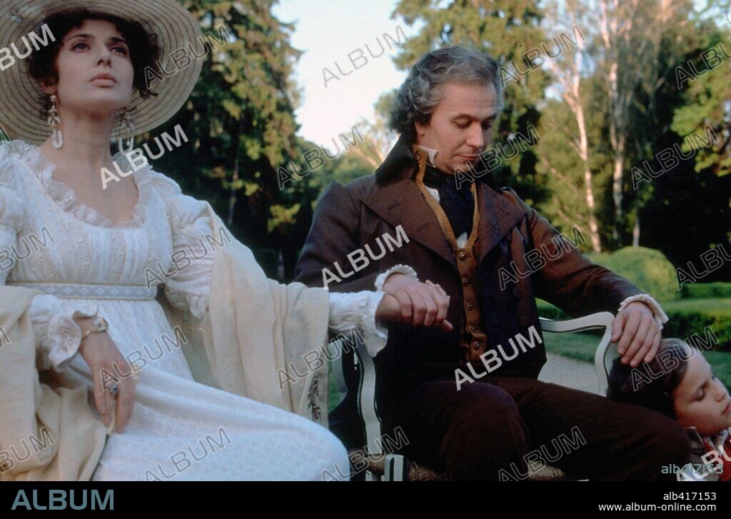 LUDWIG VAN BEETHOVEN, GARY OLDMAN and ISABELLA ROSSELLINI. GARY OLDMAN and ISABELLA ROSSELLINI in IMMORTAL BELOVED, 1994, directed by BERNARD ROSE. Copyright COLUMBIA PICTURES.
