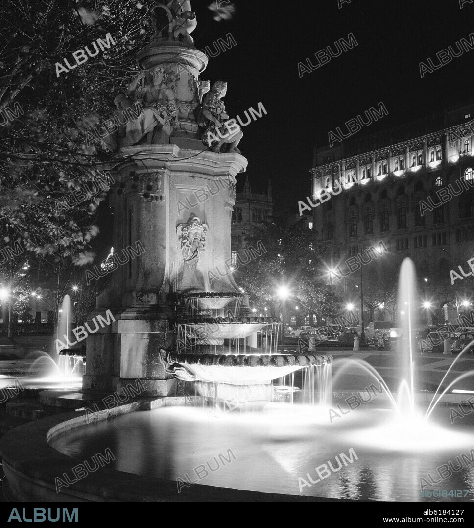 VENTURA RODRIGUEZ (1717-1785). FUENTE DE APOLO O DE LAS CUATRO ESTACIONES REALIZADA ENTRE 1781 Y 1802 - FOTOGRAFIA EN BLANCO Y NEGRO - AÑOS 60.