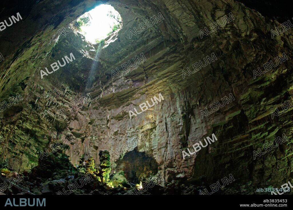 Main hall and entrance in Castellana Caves, Italy.