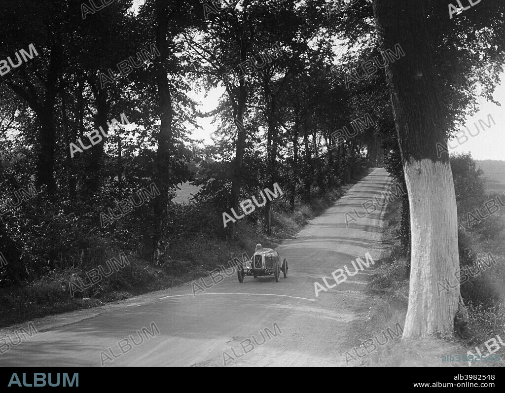 Salmson 1100 cc. Place: Boulogne Motor Week. Date: 3-9.9.28.