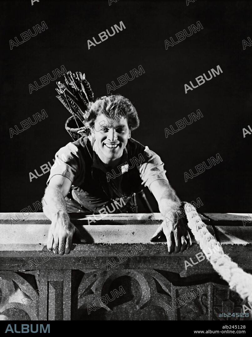 BURT LANCASTER en EL HALCÓN Y LA FLECHA, 1950 (THE FLAME AND THE ARROW), dirigida por JACQUES TOURNEUR. Copyright WARNER BROTHERS.