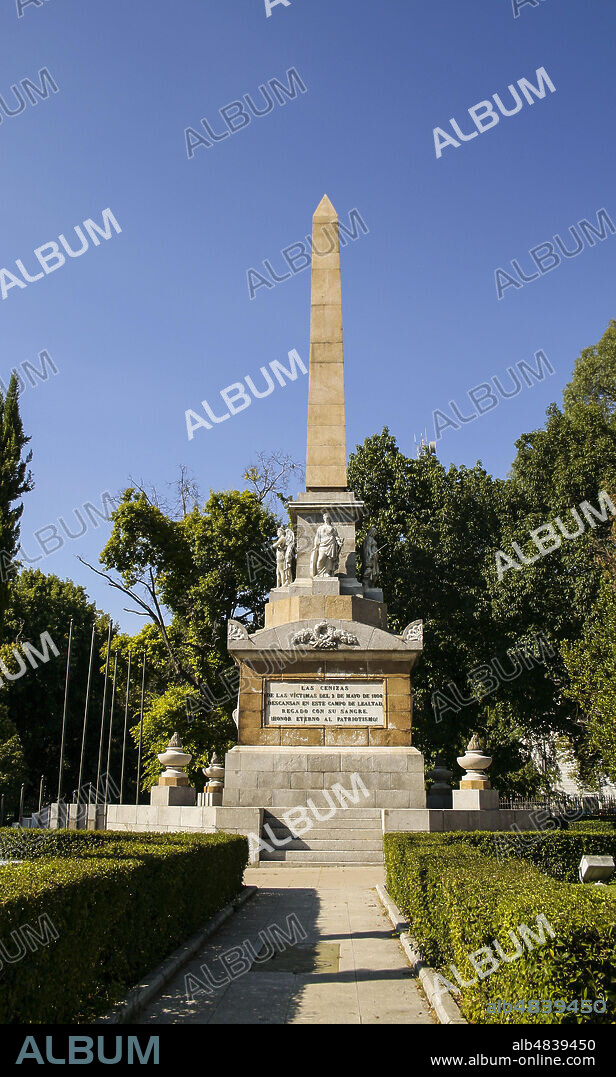 Madrid, Comunidad de Madrid, Spain, Europe.. Monument to the Fallen for Spain (Monumento a los Caídos por España), dedicated to the heroes od 2nd may 1808.