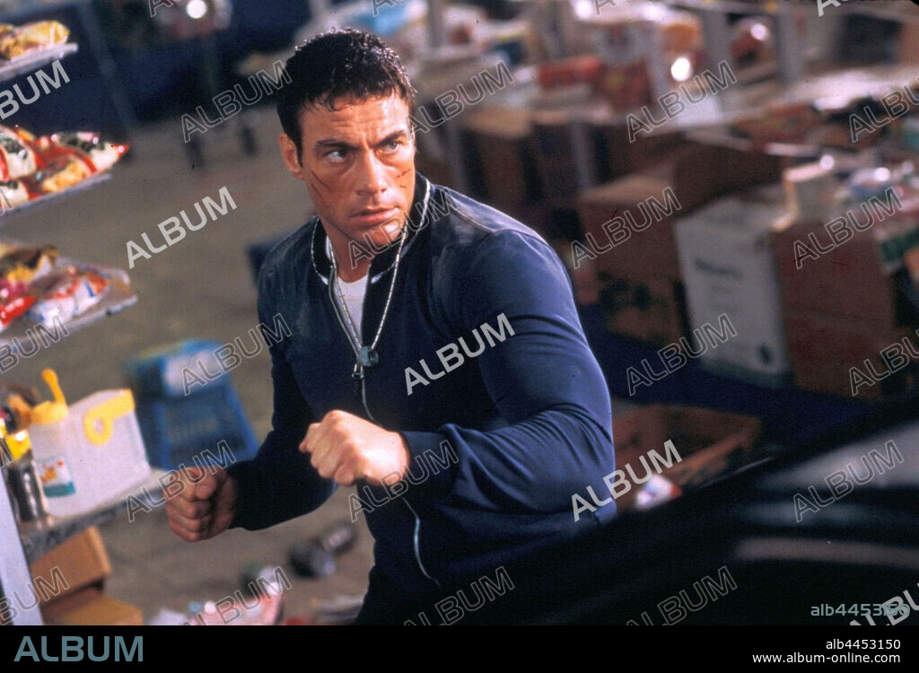 JEAN-CLAUDE VAN DAMME in KNOCK OFF, 1998, directed by TSUI HARK. Copyright FILMWORKSHOP COMPANY LTD.