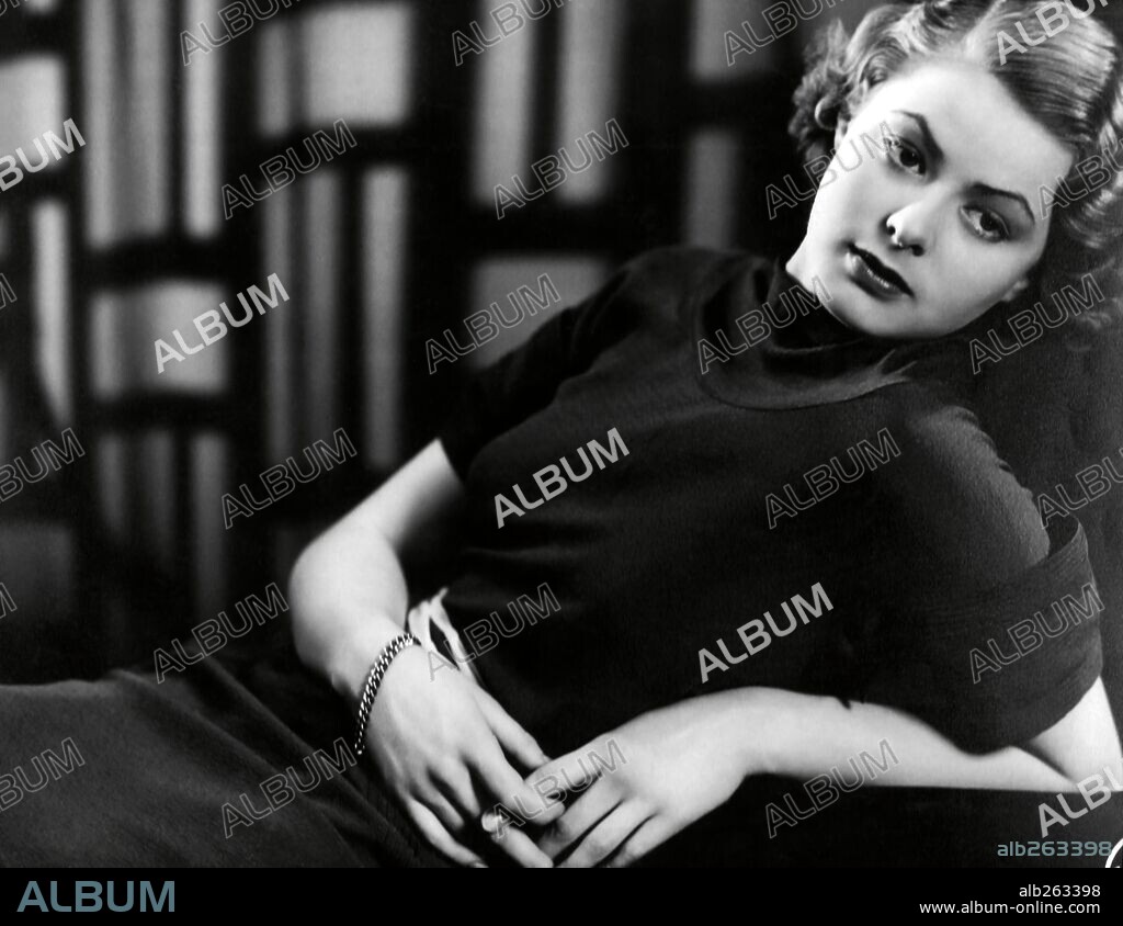 INGRID BERGMAN in INTERMEZZO, 1936, directed by GUSTAV MOLANDER. Copyright SVENSK FILMINDUSTRI.