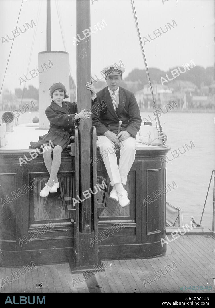 Frederick Edwin Smith, 1st Earl of Birkenhead (1872-1930) with his daughter Lady Pamela Smith Berry, Baroness Hartwell (1915-1982) on board their yacht, (Isle of Wight?), c1925.