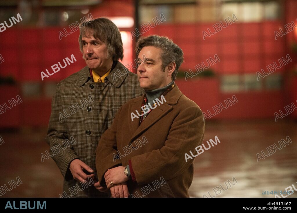 ANDY NYMAN and DANIEL CERQUEIRA in JUDY, 2019, directed by RUPERT GOOLD. Copyright Twentieth Century-Fox.