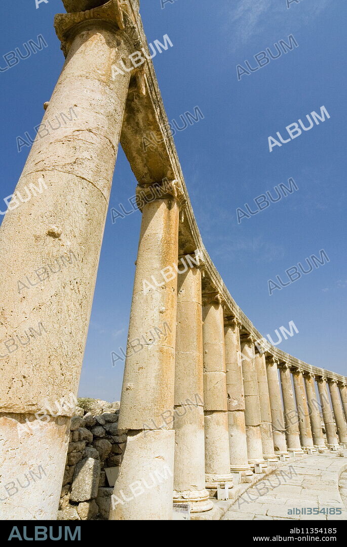 Oval Plaza with colonnade and ionic columns, Jerash (Gerasa), a Roman Decapolis City, Jordan, Middle East.