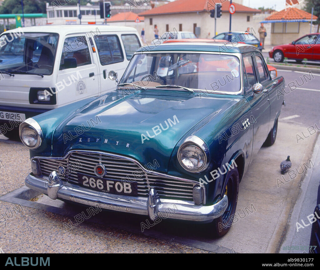 COCHE INGLES DE LA MARCA ZEPHYR - FOTO AÑOS 00.
