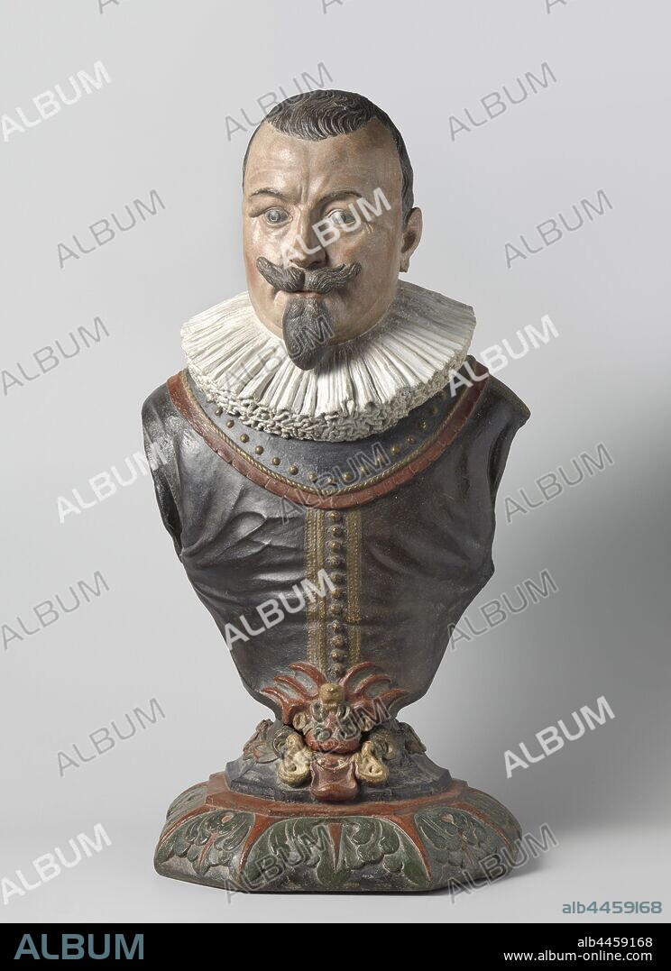 Bust or Piet Heyn Bust of Piet Heyn, The head, slightly turned to the left, shows a toggle and a pointed beard. The statue narrows down from the shoulders and changes into a winged mascaron in lobe ornament, which continues into the wooden base. He wears a wide pleated collar over a neck mountain and a jerkin with pointed buttons and 'born with france cords'. A toothed edge of 'leather' appears under the Halsberg. The eight-sided base has a wreath of flowers and leaves at the top with a hanging bow at the back and a hanging accanthus leaf at the bottom. Dated on the back of the collar: 1636., historical persons ((full) bust portrait), Pieter Pietersz. Heyn, Hendrik de Keyser (II) (attributed to), Northern Netherlands, 1636, terracotta (clay material), h 80 cm × w 38 cm × d 34 cm.