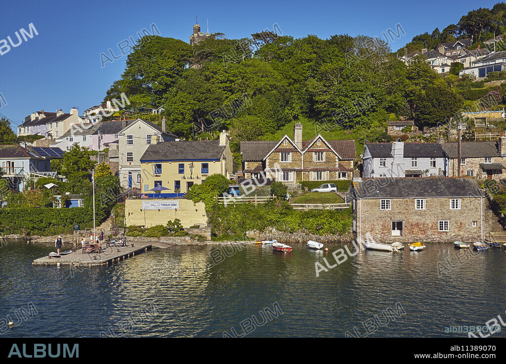 A quintessential Devon riverside village of Noss Mayo, on the River Yealm, near Plymouth, on Devon's south coast, Devon, England, United Kingdom, Europe.