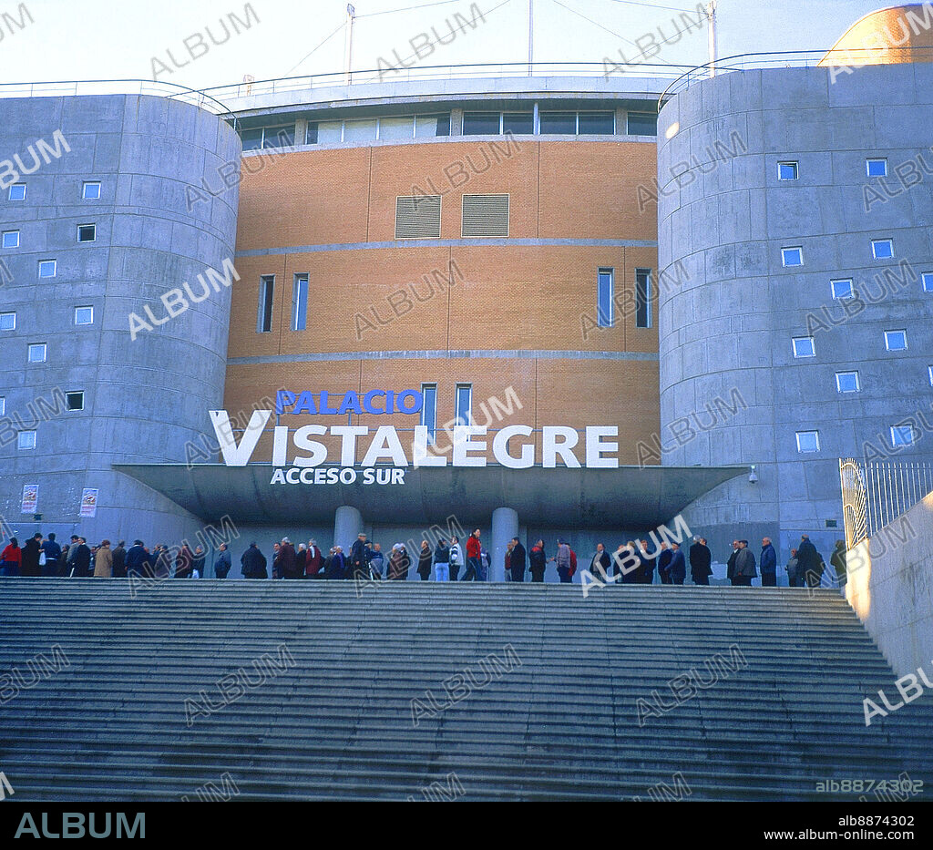 MIKE SCHLAICH (1960-). ACCESO SUR AL PALACIO VISTALEGRE - S XX.