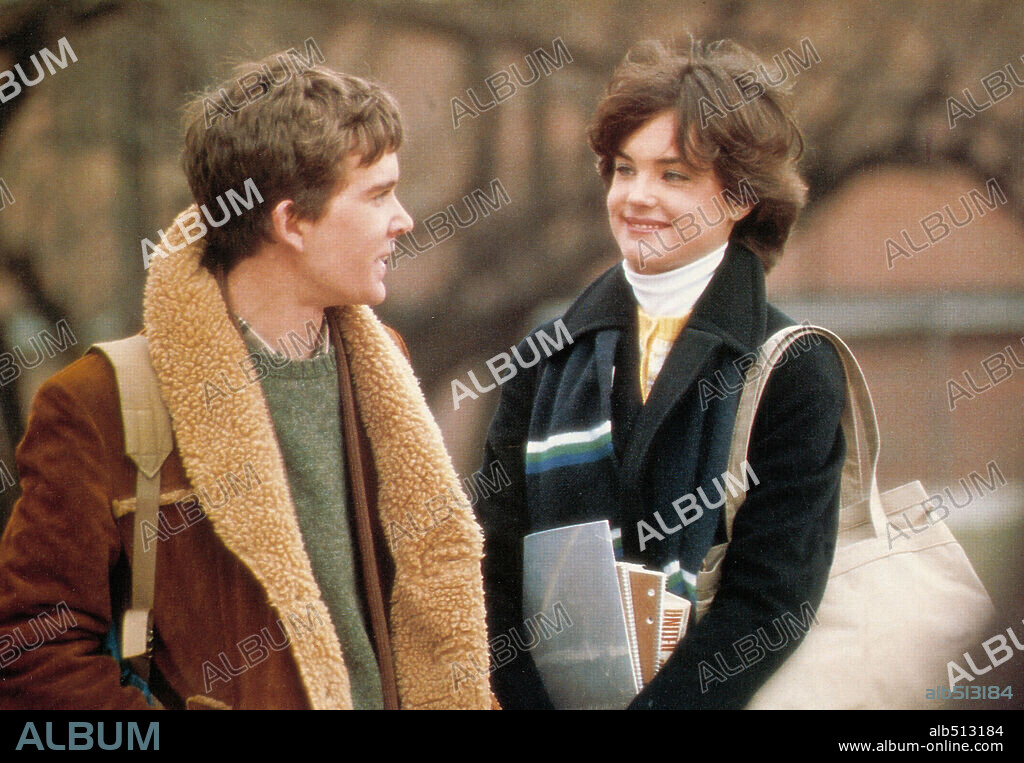 ELIZABETH McGOVERN y TIMOTHY HUTTON en GENTE CORRIENTE, 1980 (ORDINARY PEOPLE), dirigida por ROBERT REDFORD. Copyright PARAMOUNT PICTURES.
