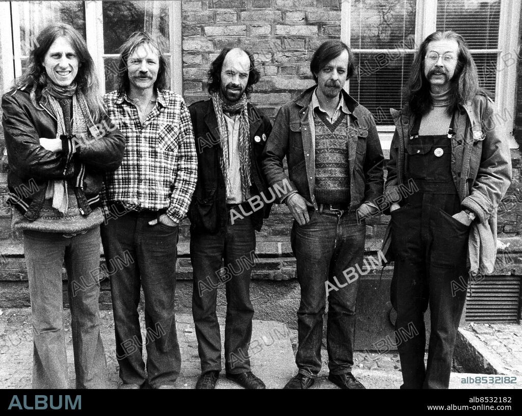 Träd Gräs och Stenar fr v Jakob Sjöholm Bo Anders Persson. Thomas Gartz Thomas Tidholm och Torbjörn Abelli. Träd Gräs och Stenar orkester portr 1980. (c) Rolf Olsson / Sydsvenskan / IBL.