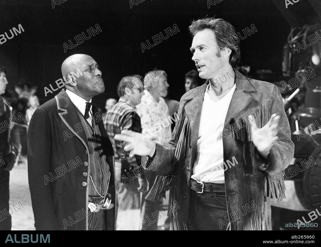 CLINT EASTWOOD y SCATMAN CROTHERS en BRONCO BILLY, 1980, dirigida por CLINT EASTWOOD. Copyright WARNER BROTHERS.