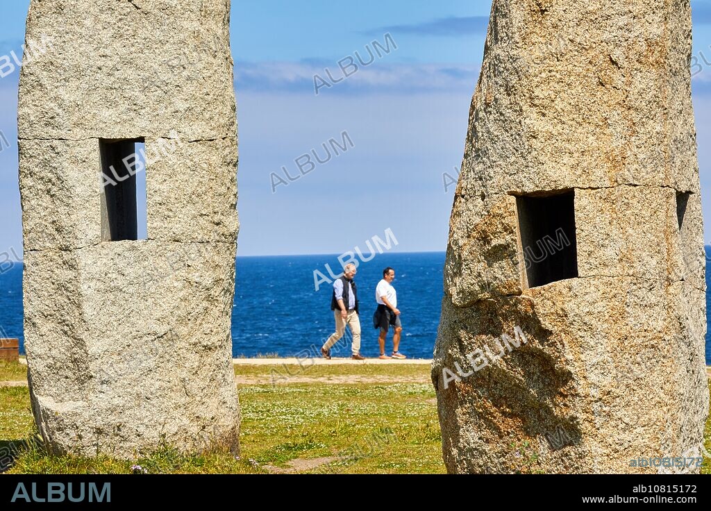 "Menhirs", Manolo Paz, Campo de La Rata, A Coruña, Galicia, Spain.