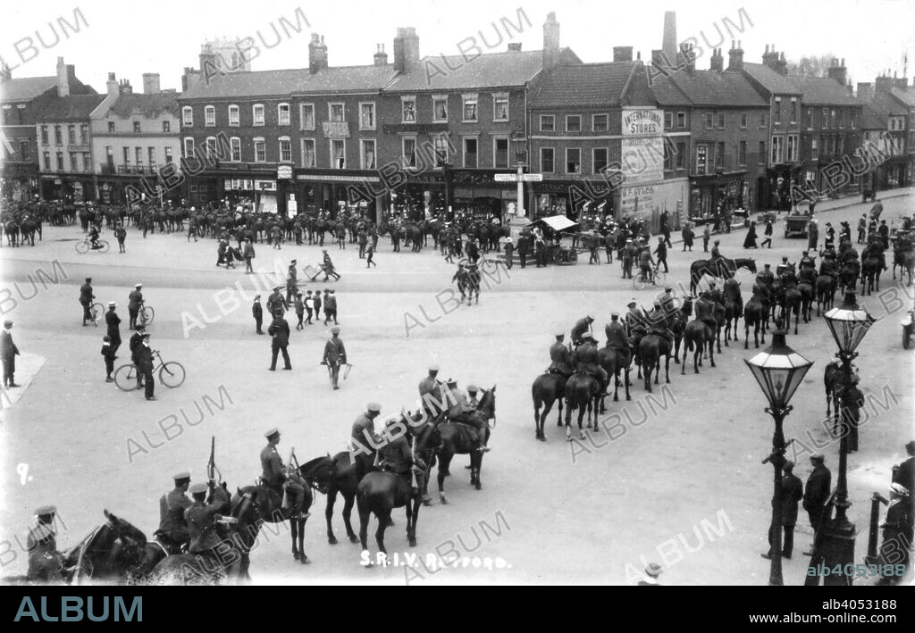 Visit of the Prince of Wales, Market Place, Retford, Nottinghamshire, 1923. The future King Edward VIII visits Retford.