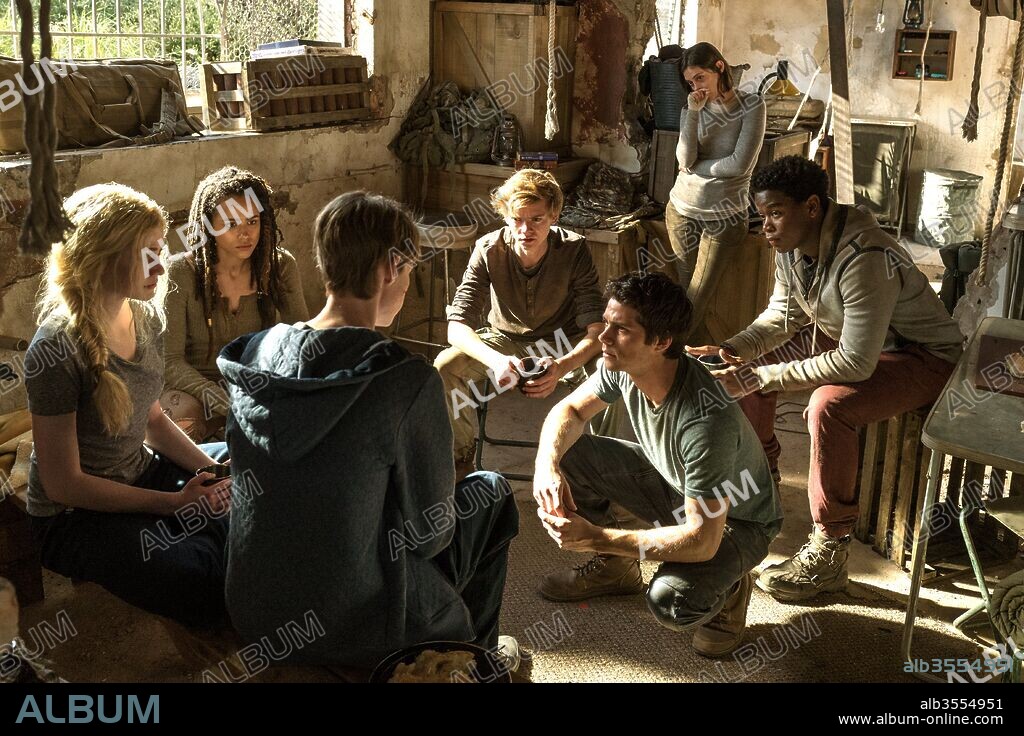 DEXTER DARDEN, DYLAN O'BRIEN, JACOB LOFRAND, KATHERINE MCNAMARA, NATHALIE EMMANUEL, ROSA SALAZAR and THOMAS BRODIE-SANGSTER in MAZE RUNNER: THE DEATH CURE, 2018, directed by WES BALL. Copyright Gotham Group / Temple Hill / 20th Century-Fox Film Corporati.