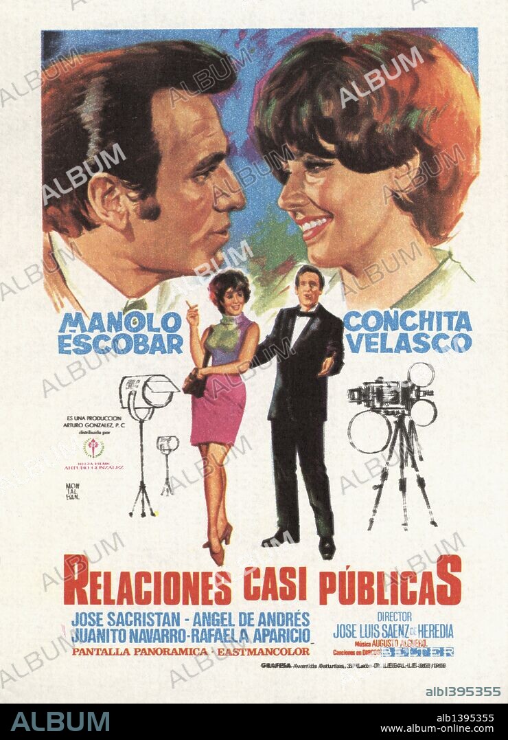 Cartel de la película Relaciones casi públicas, con Manolo Escobar y Conchita Velasco, dirigida por José Luis Sáenz de Heredia. España, 1968.