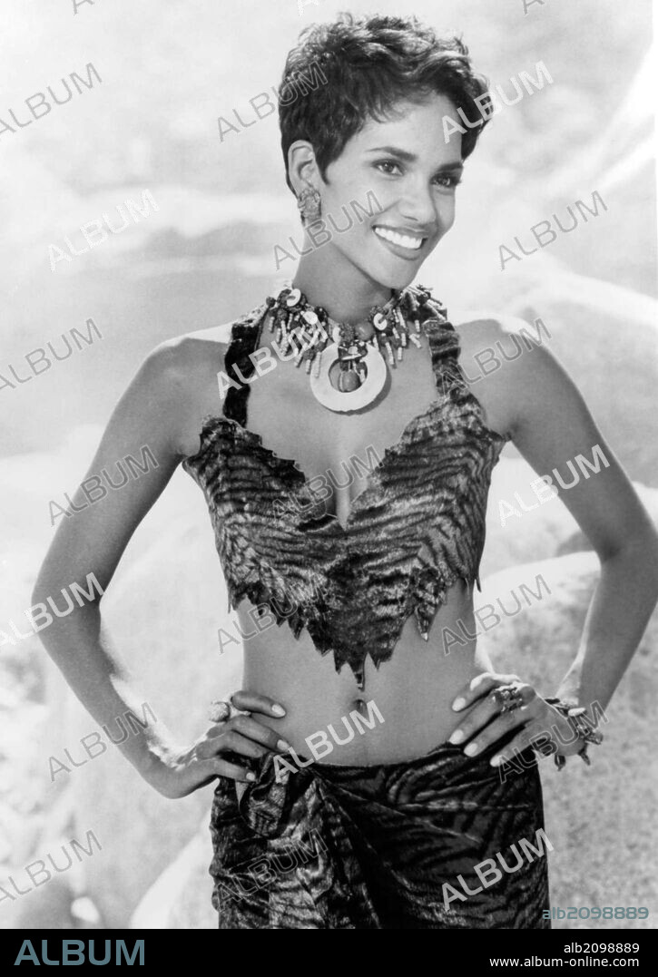 HALLE BERRY in THE FLINTSTONES 1994 directed by BRIAN LEVANT