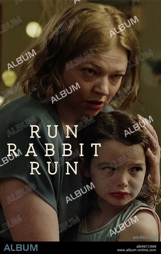 Poster de HUYE, CONEJO, HUYE, 2023 (RUN RABBIT RUN), dirigida por DAINA REID. Copyright CARVER FILMS.